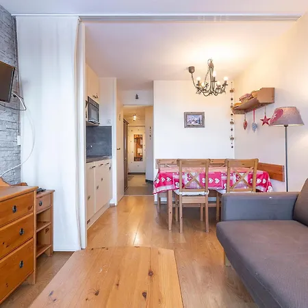 Cosy Pour 4 A Avec Balcon Et Internet - Fr-1-314-117