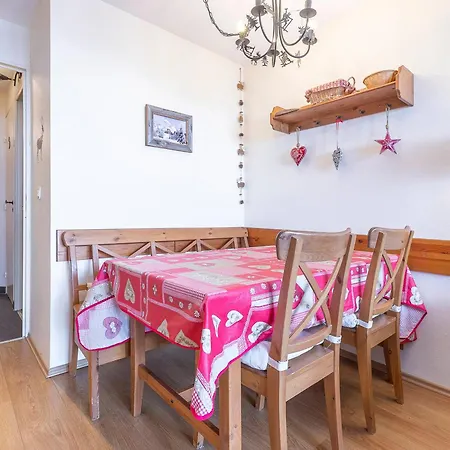 Apartment Cosy Pour 4 A Avec Balcon Et Internet - Fr-1-314-117 *